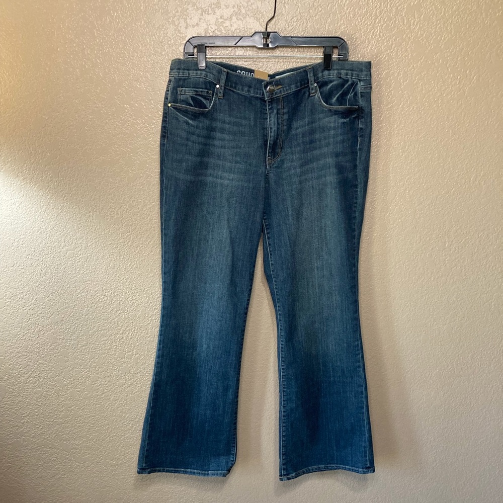 DKNY Soho Jeans (NWT)